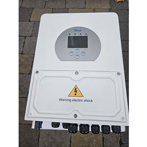 Гибридный инвертор Deye SUN 3K SG04LP1 EU, 3 кВт, 48 B, уцінка